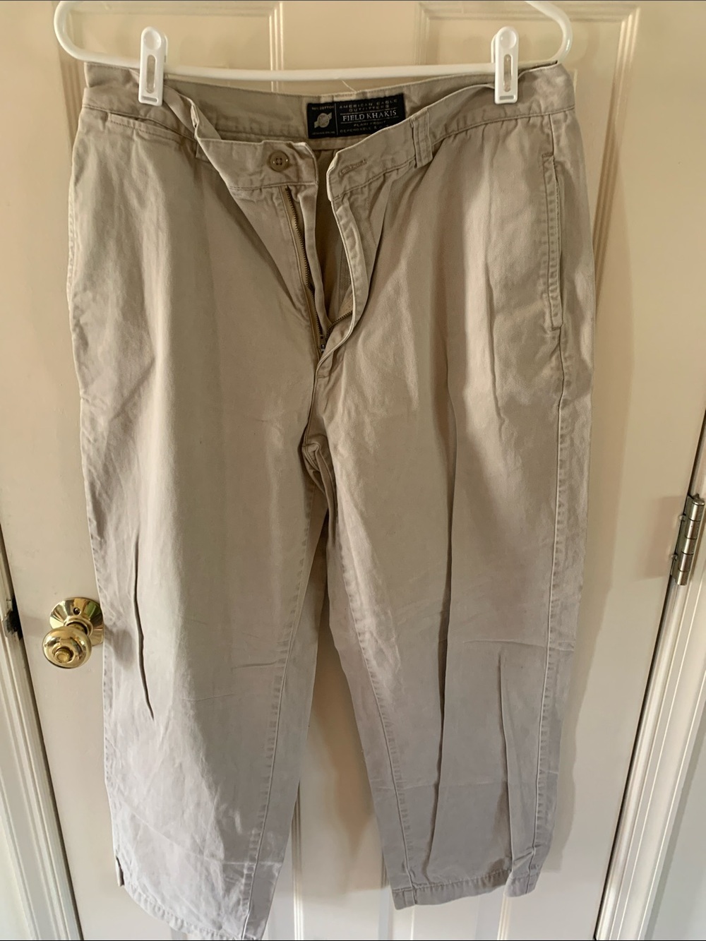 American Eagle Outfitters Men's Chinos — Light Beige